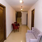 Summer 3* فاما فيكي